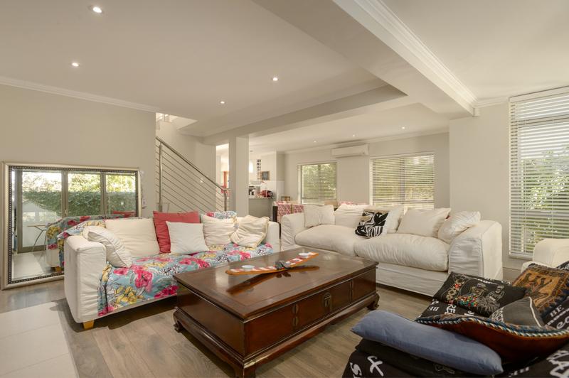 3 Bedroom Property for Sale in Stellenbosch Central Western Cape